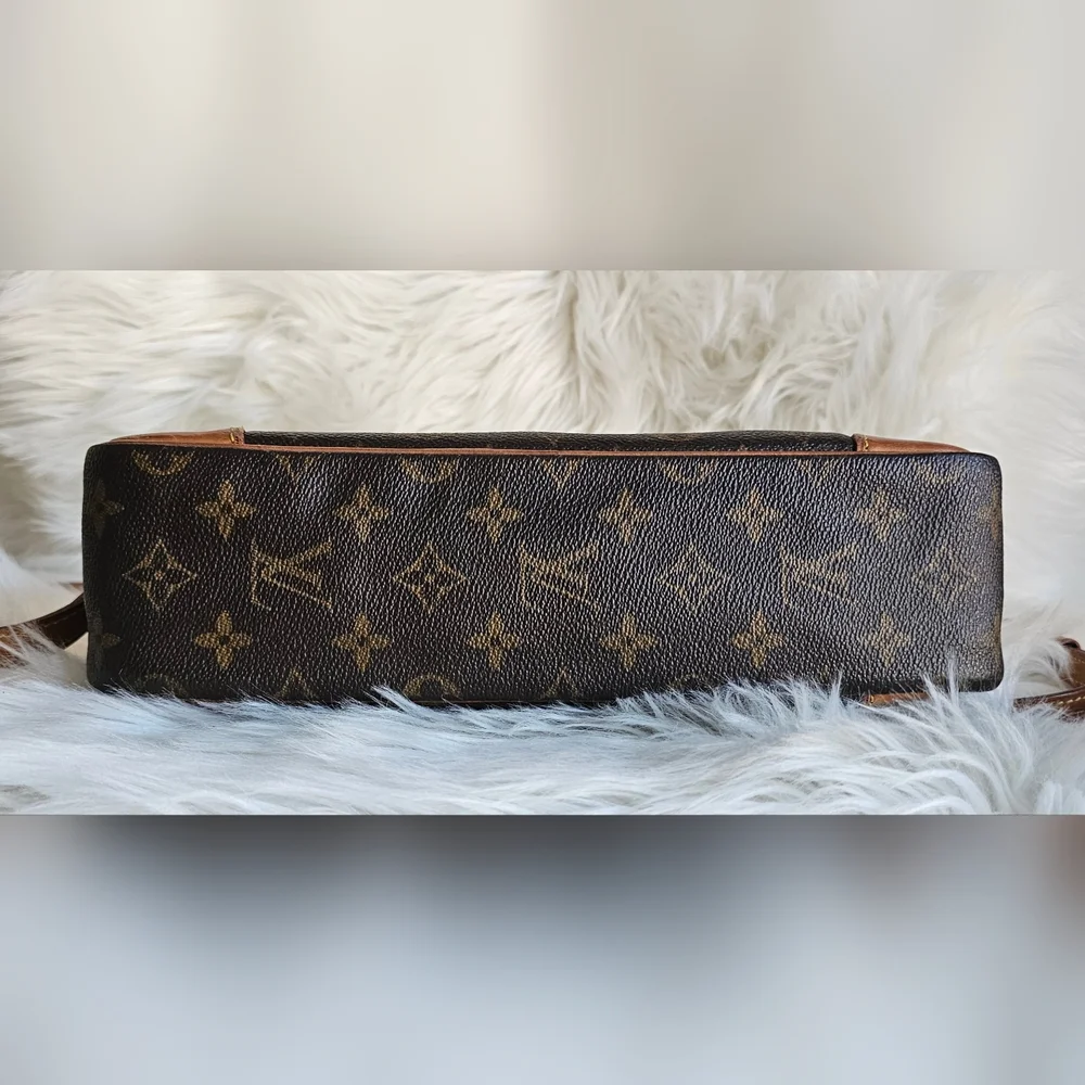 ❌SOLD❌ 🔥 LV Trocadero 30 🔥 - Picture 4 of 16